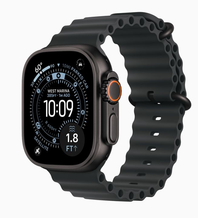 Apple Watch Ultra 3 (2025) 5G 49mm Black Titanium Case with Ocean Band Black